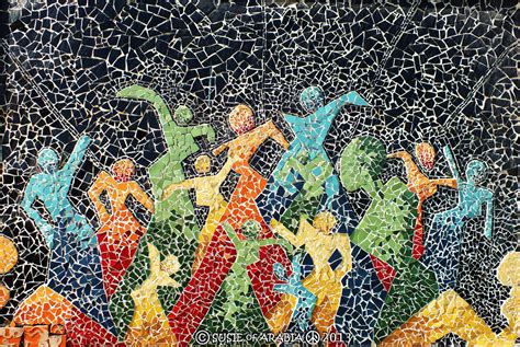  The Zealous Dance: A Mosaic Masterpiece Exploding with Vivid Color and Rhythmic Motion!